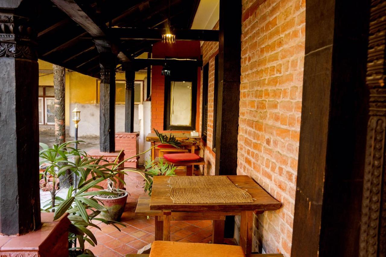 Hotel Ganesh Himal Kathmandu Exteriör bild