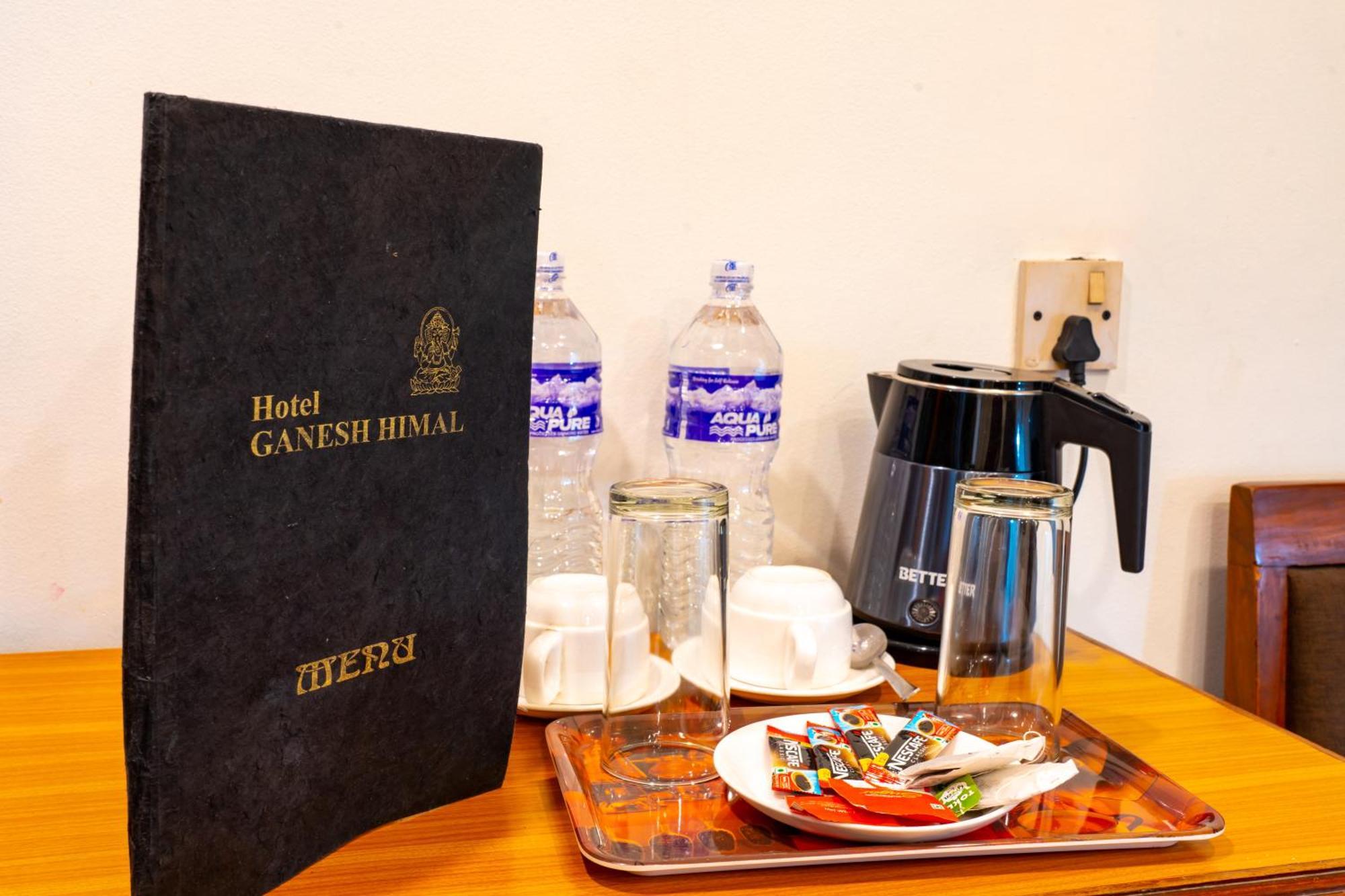 Hotel Ganesh Himal Kathmandu Exteriör bild