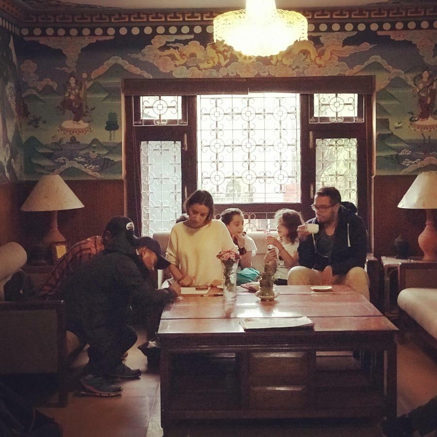 Hotel Ganesh Himal Kathmandu Exteriör bild